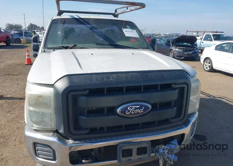 2011 Ford F-250 Xl z USA, uszkodzony, nr VIN 1FTBF2AT7BEB25076